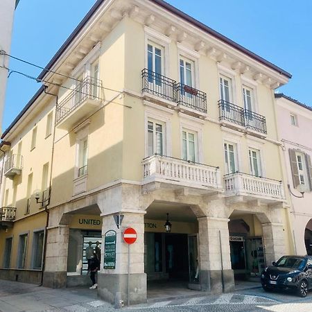 Roma 141 Apartment Fossano Exterior photo