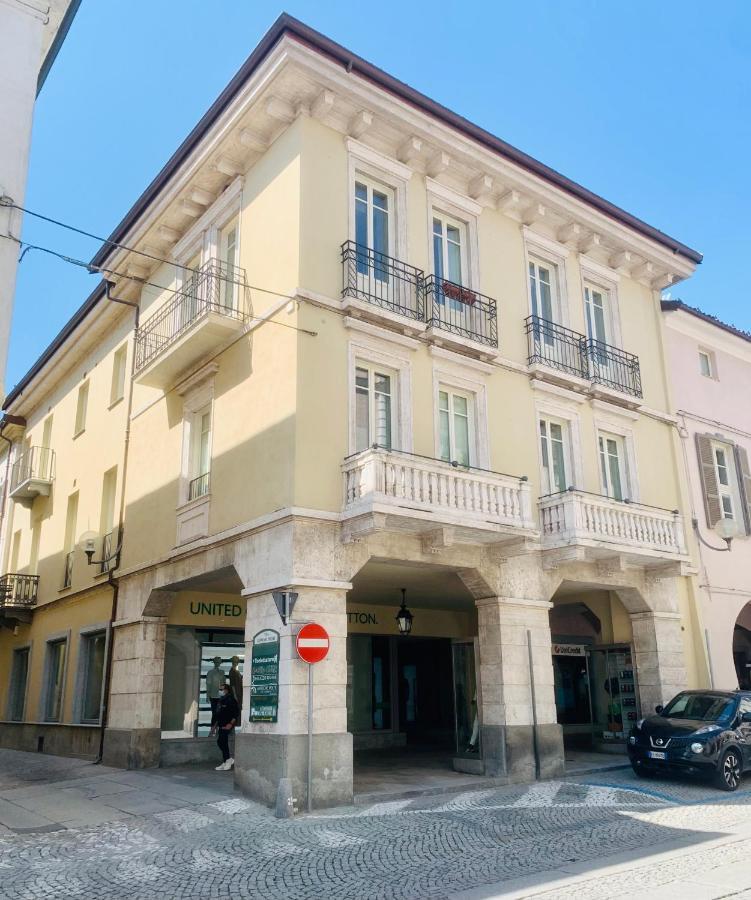Roma 141 Apartment Fossano Exterior photo